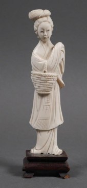 OLD CHINESE IVORY CARVING WOMA