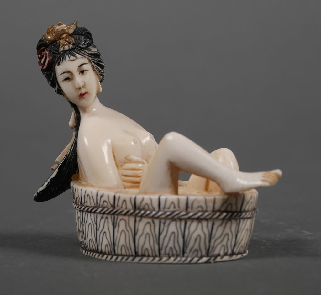 OLD EROTIC IVORY CARVING OF NUDE