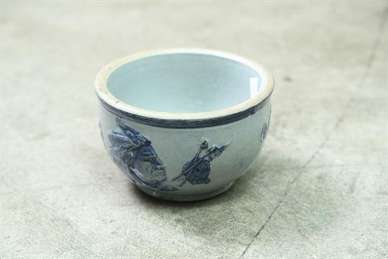 OLD SLEEPY EYE BOWL. Footed bowl