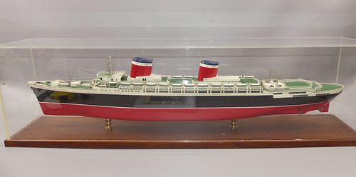 OLD USS UNITED STATES LINER MODEL &