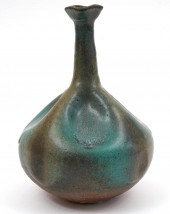 OLEA DAVIS CERAMIC POTTERY VAS
