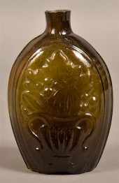 OLIVE GREEN BLOWN GLASS CORNUC