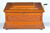 OLYMPIA 15 3/4 DISC MUSIC BOX
