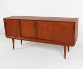 OMANN JUN DANISH TEAK SIDEBOAR
