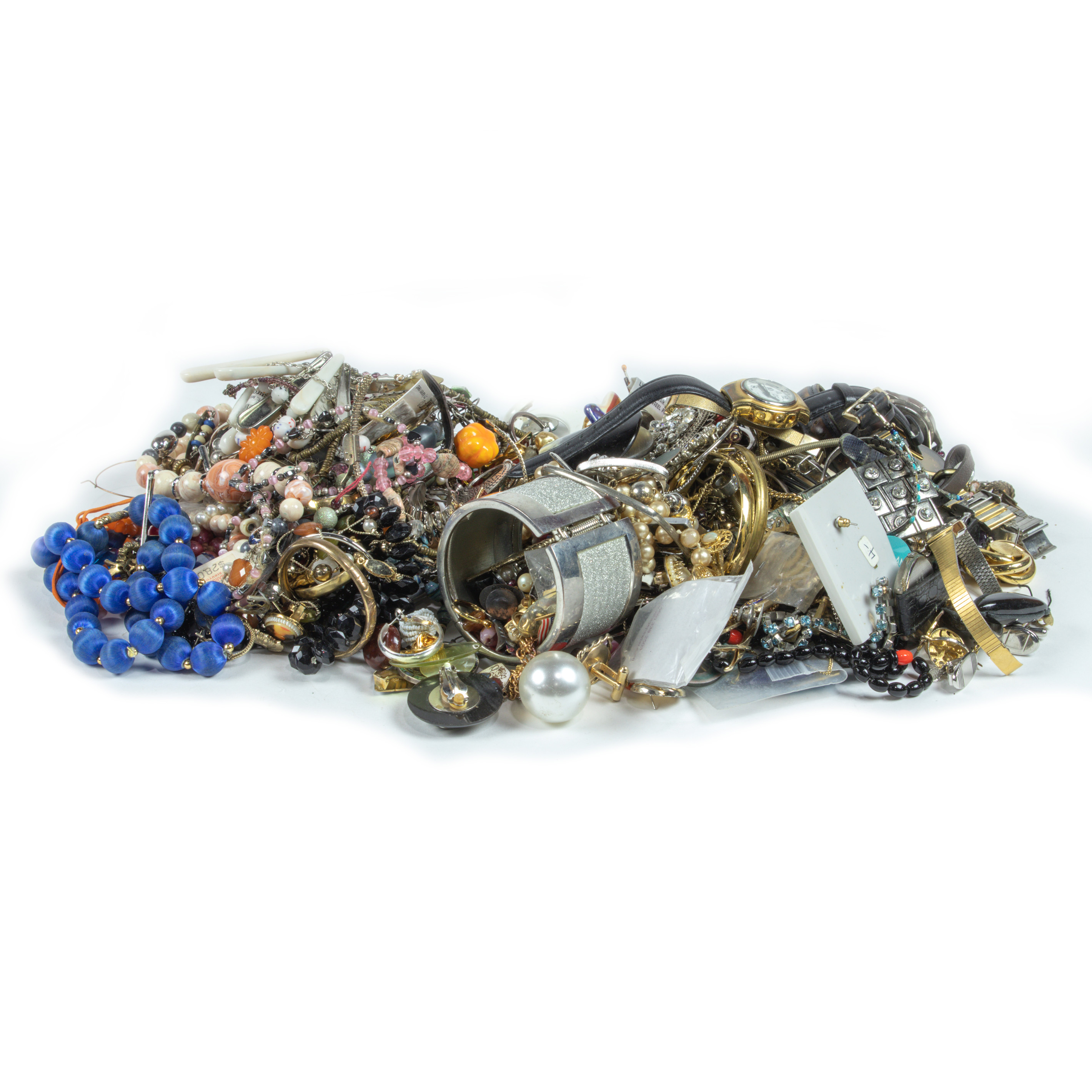 ONE BAG OF COSTUME JEWELRY One