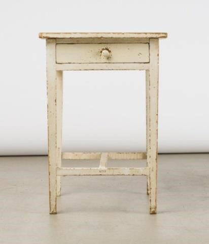 ONE-DRAWER WHITE STAND,