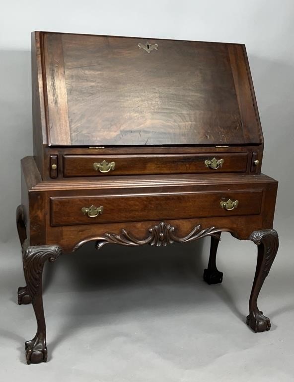 ONE PIECE SLANT FRONT DESK ON STAND