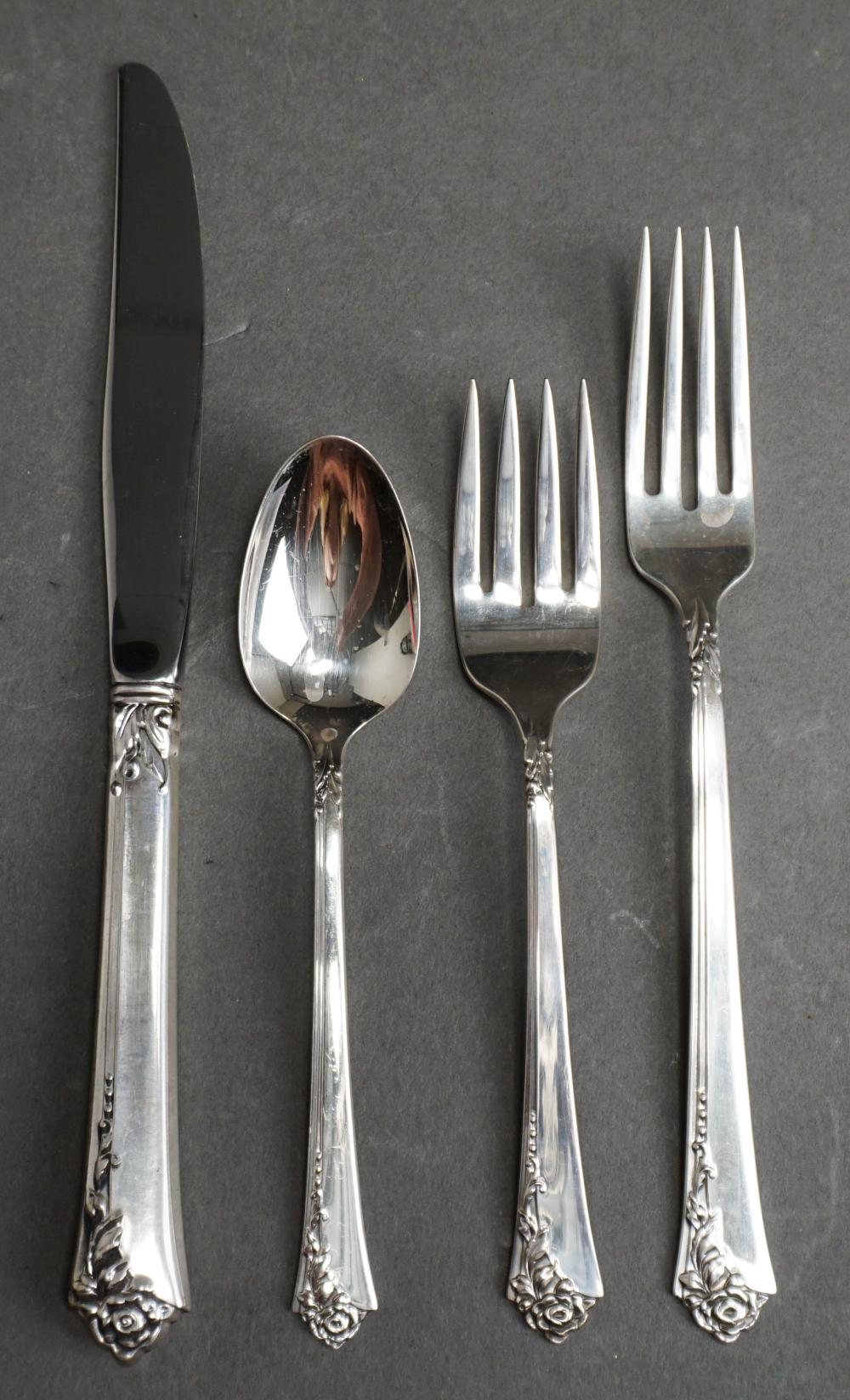 ONEIDA HEIRLOOM STERLING SILVER