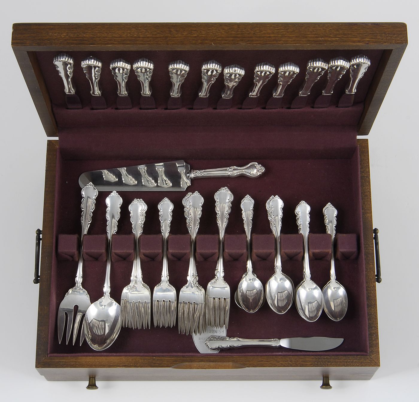 ONEIDA SILVERSMITHS CASED