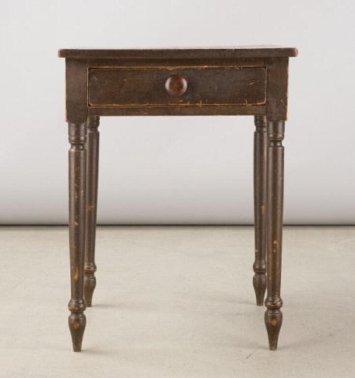 ONTARIO ONE-DRAWER TABLEAn