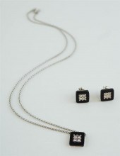 ONYX, DIAMOND AND 14K WHITE GO