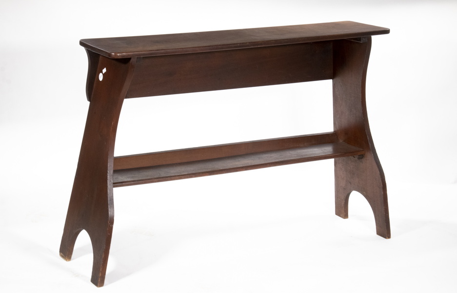 OPEN TWO-TIER BUCKET BENCH Pine