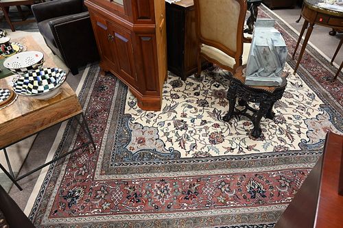 ORIENTAL CARPET, LATE 20TH CENTURY,