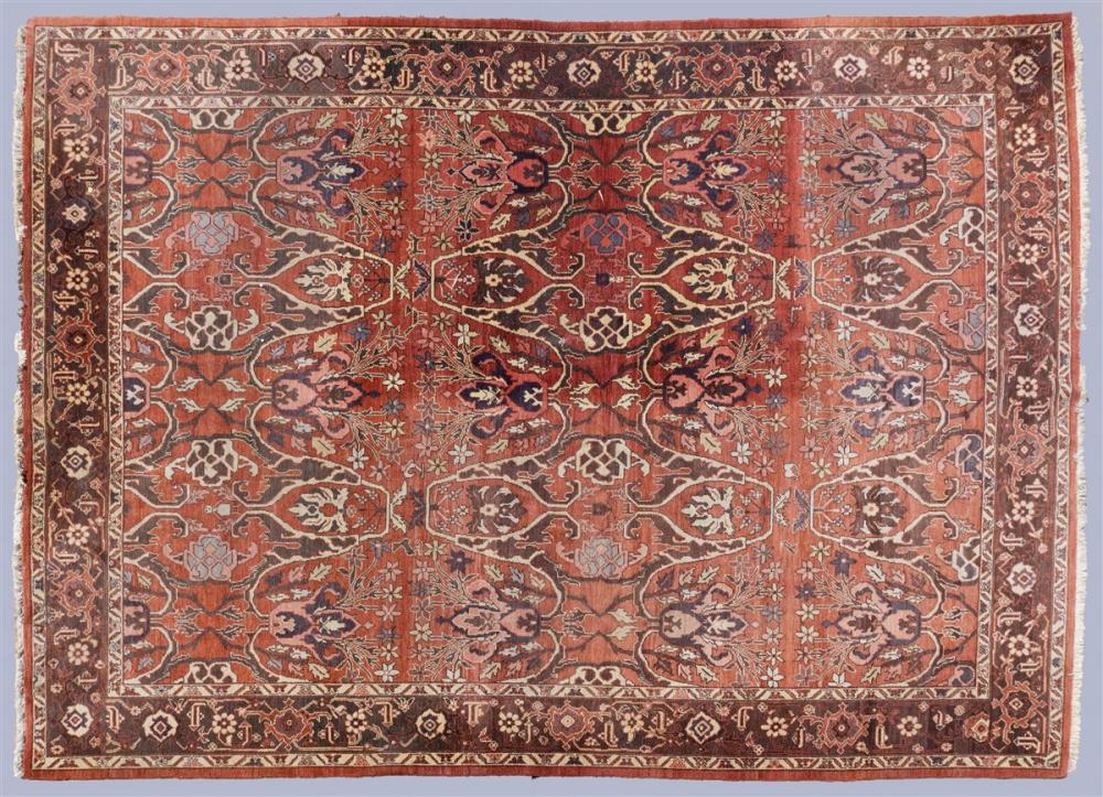 ORIENTAL FLORAL FIELD DESIGN WOOL