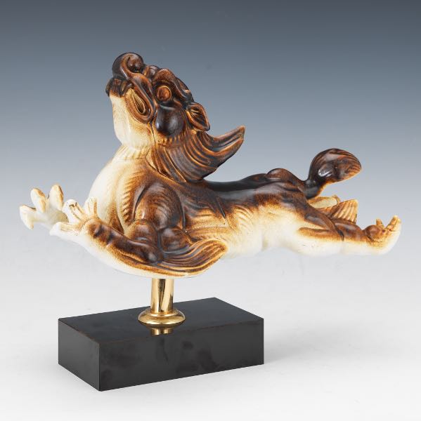 ORIENTAL GLAZED CERAMIC FLYING