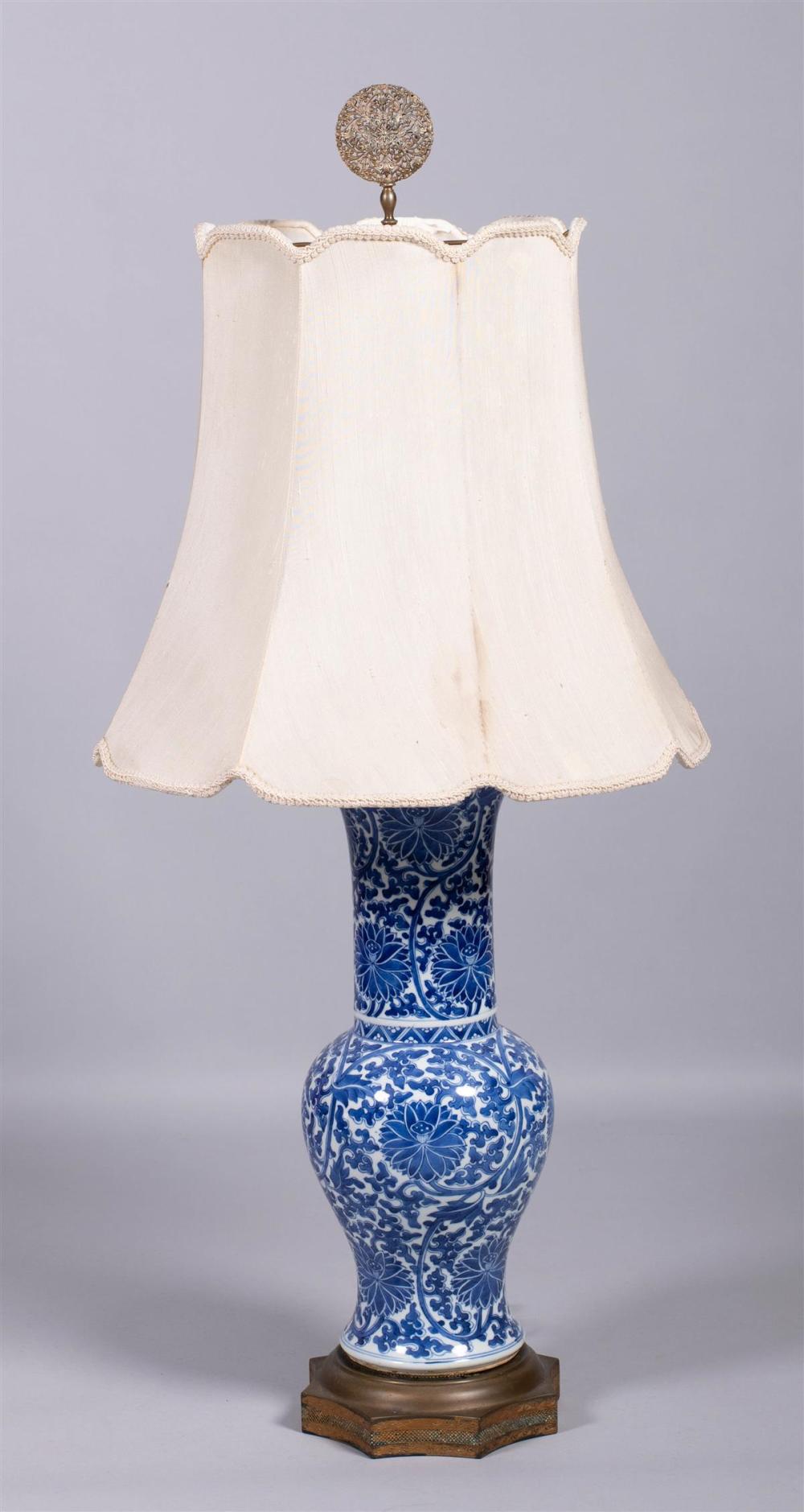 ORIENTAL LAMP WITH SILK
