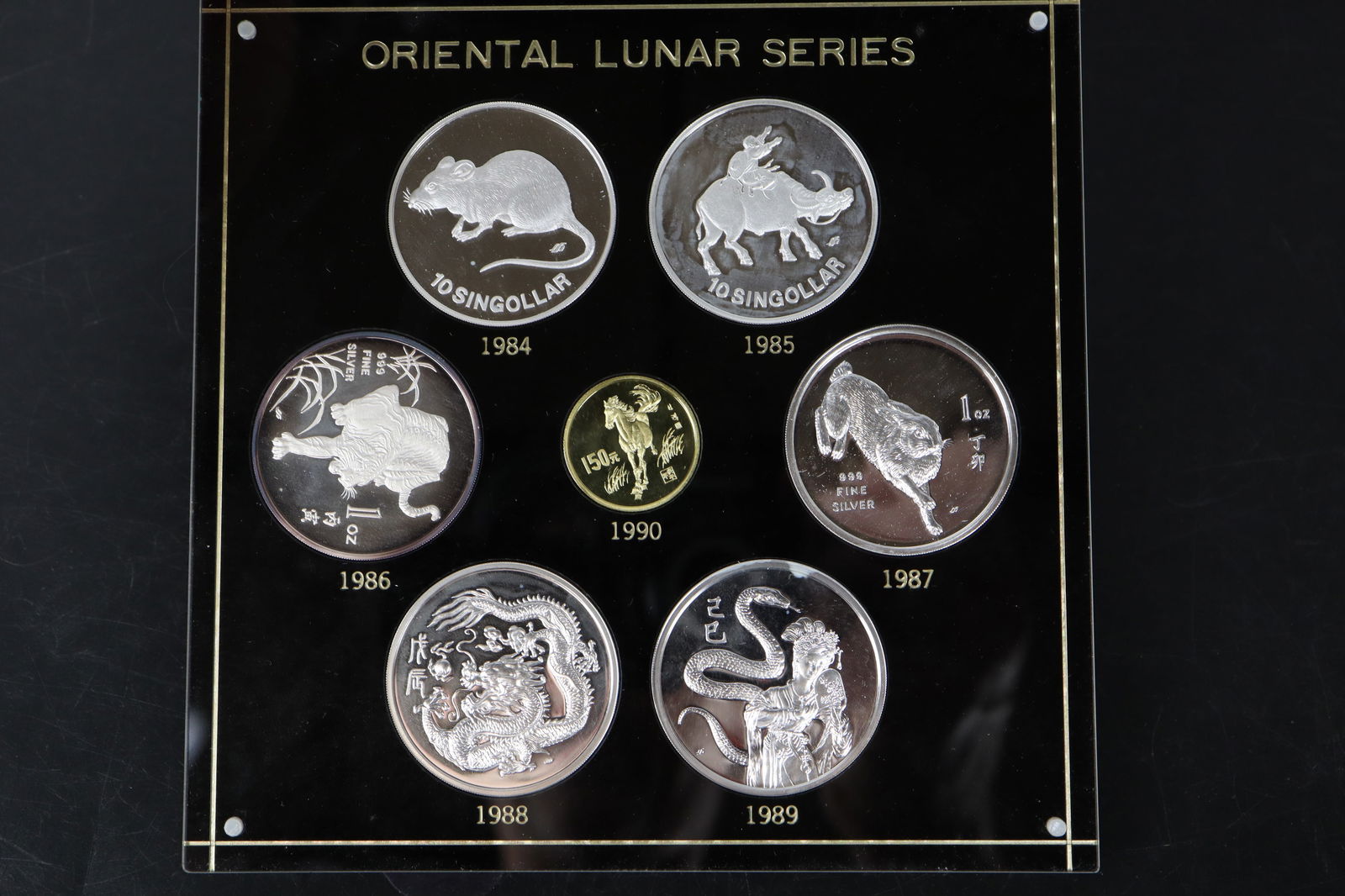 ORIENTAL LUNAR SERIES GOLD & SILVER