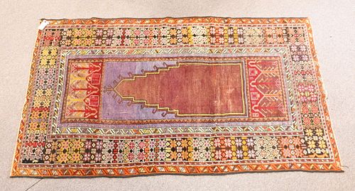 ORIENTAL PRAYER RUGOriental