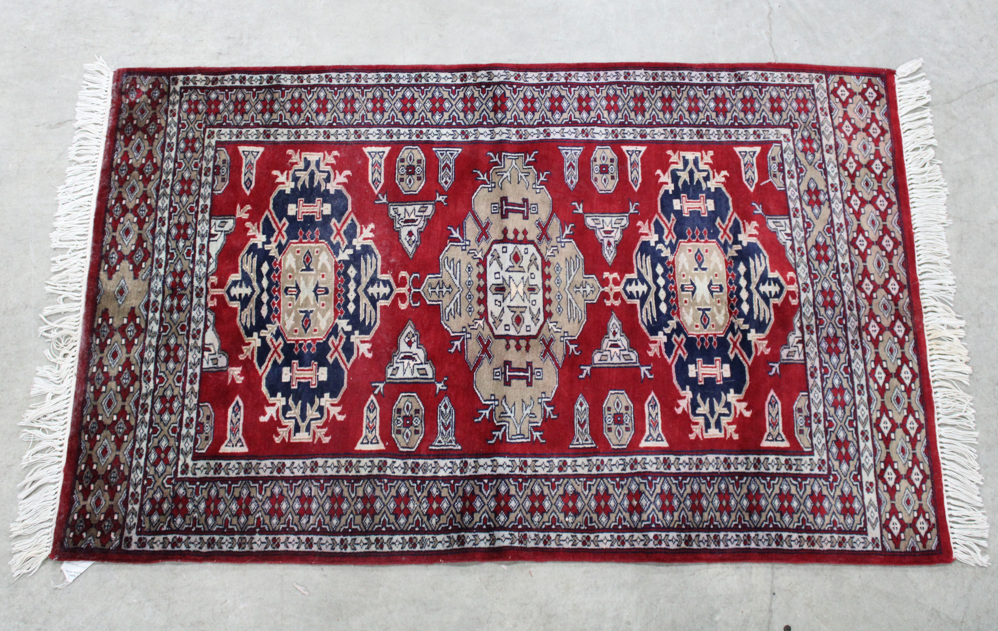 ORIENTAL RUG 3' X 5' KAZAK Oriental