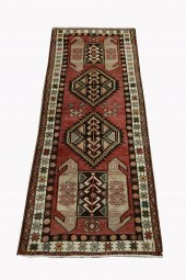 ORIENTAL RUG  3'4" X 9'9" KURD