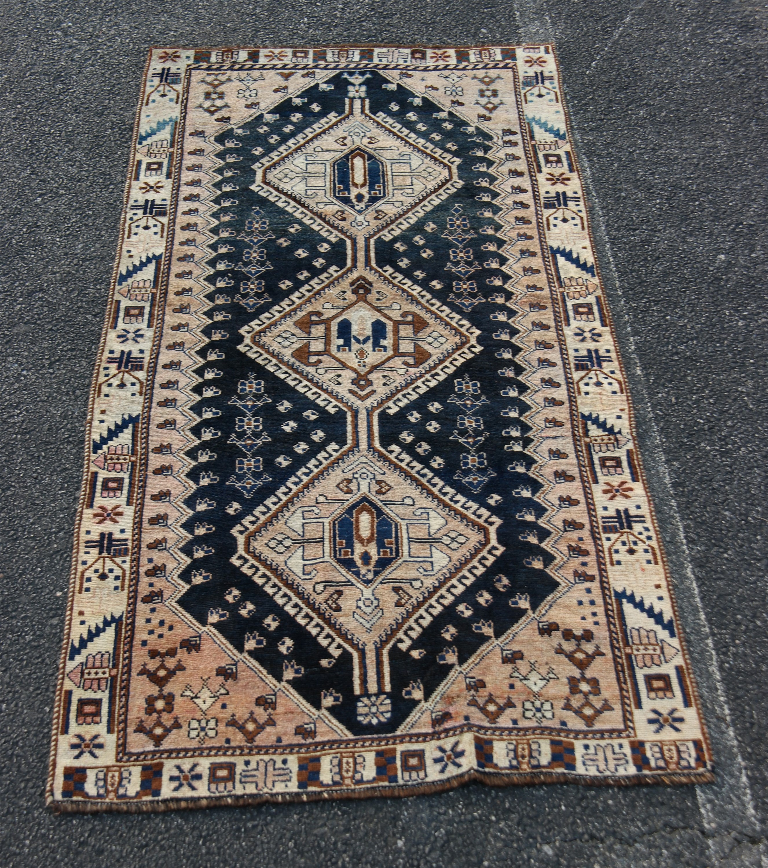 ORIENTAL RUG 4'1" X 8'4" KURDISH