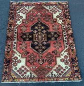 ORIENTAL RUG 4'4" X 6' HAMEDAN
