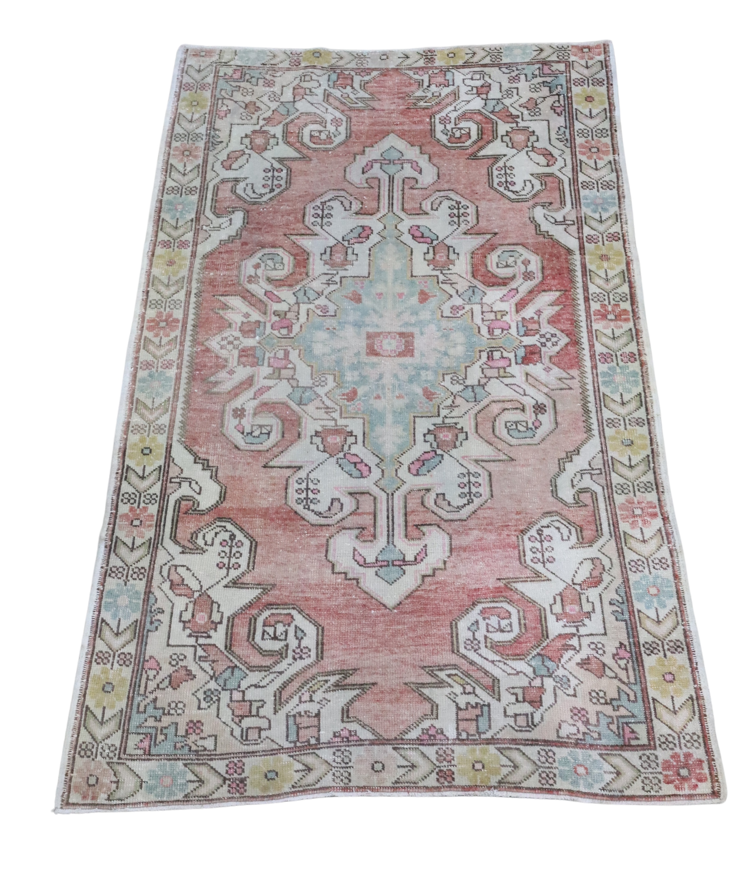ORIENTAL RUG 4'4" X 7' ANATOLIAN