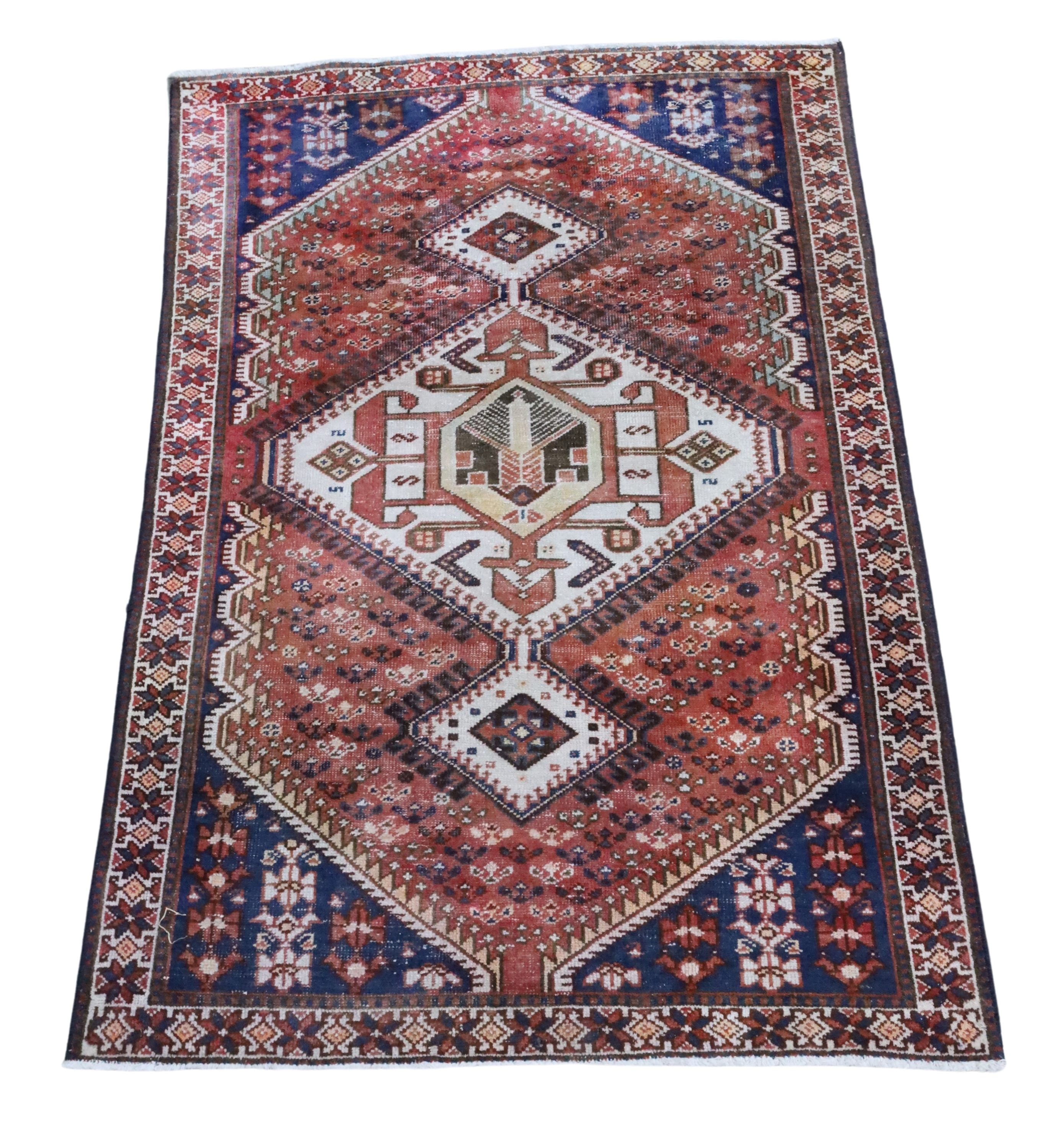 ORIENTAL RUG 4'6" X 6'6"