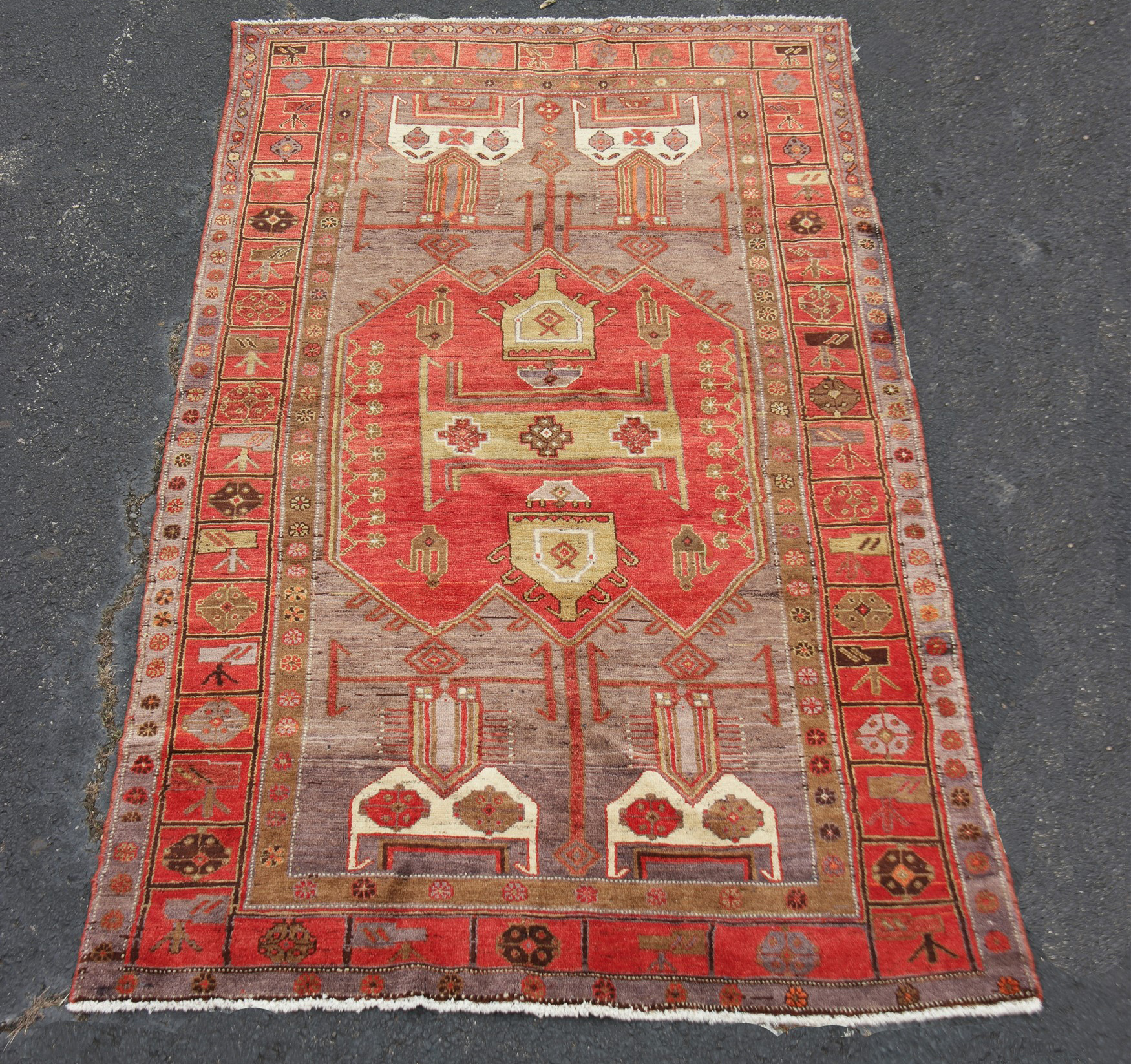 ORIENTAL RUG 4'9" X 8'6" KURDISH
