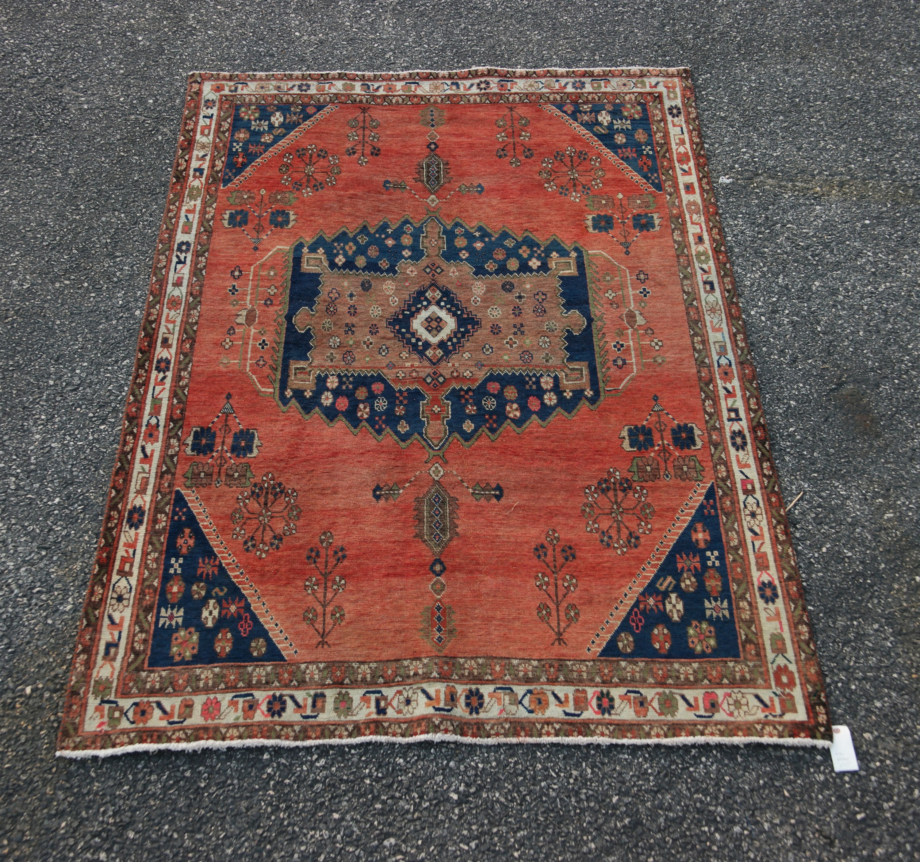 ORIENTAL RUG 5'2" X 7'2" AFSHAR