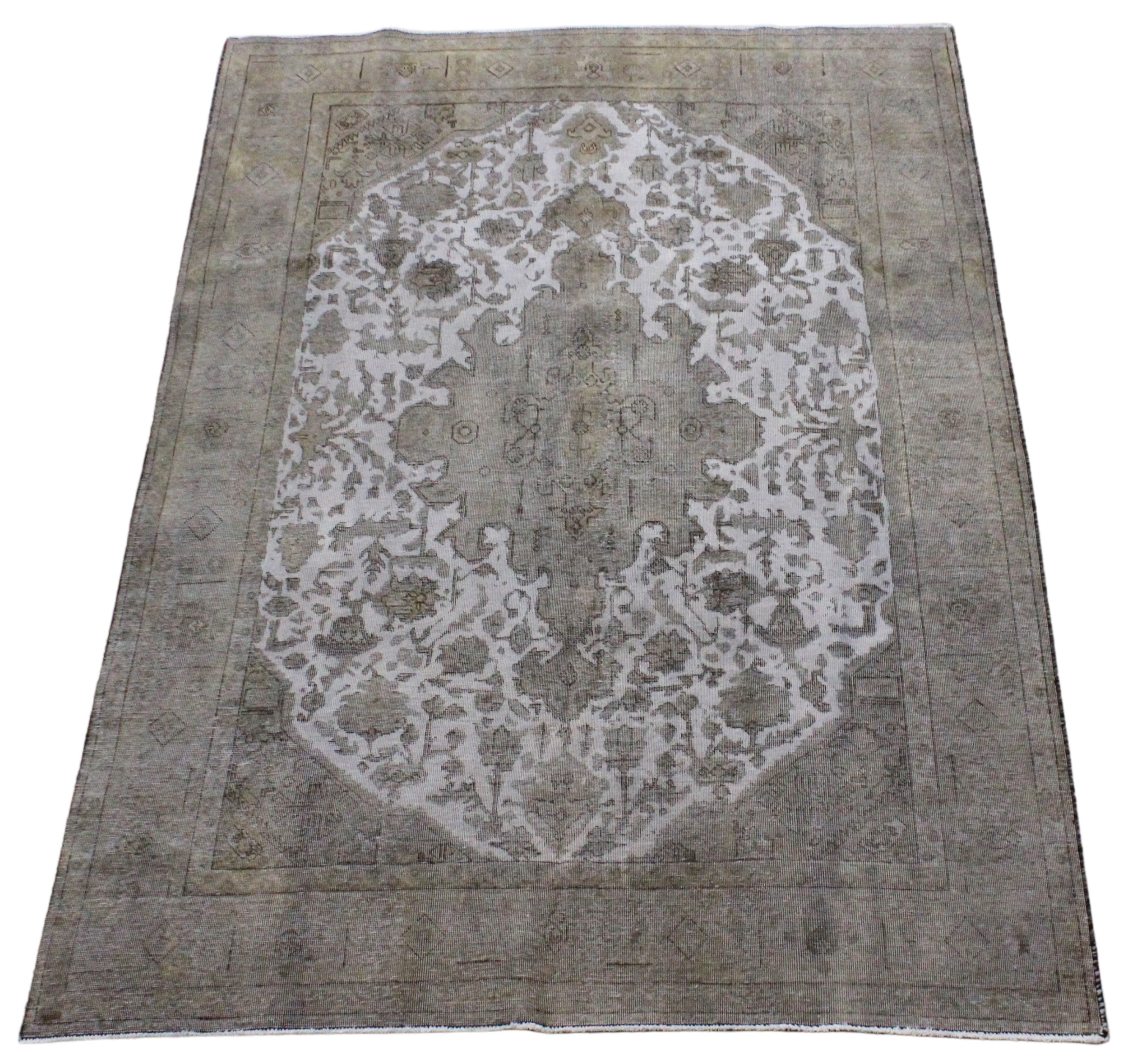 ORIENTAL RUG 6'5" X 9'2" TABRIZ