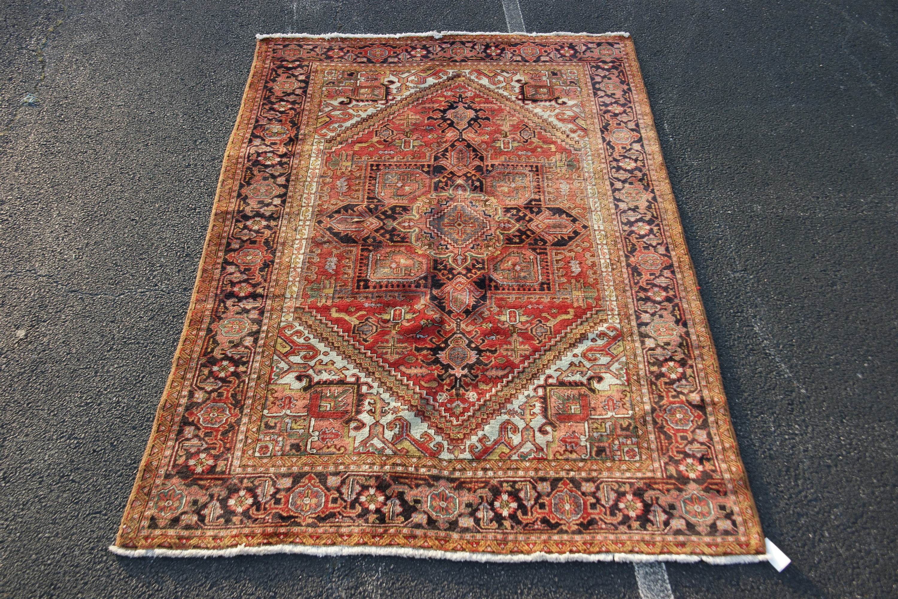 ORIENTAL RUG 6'5" X 9'7" AHAR