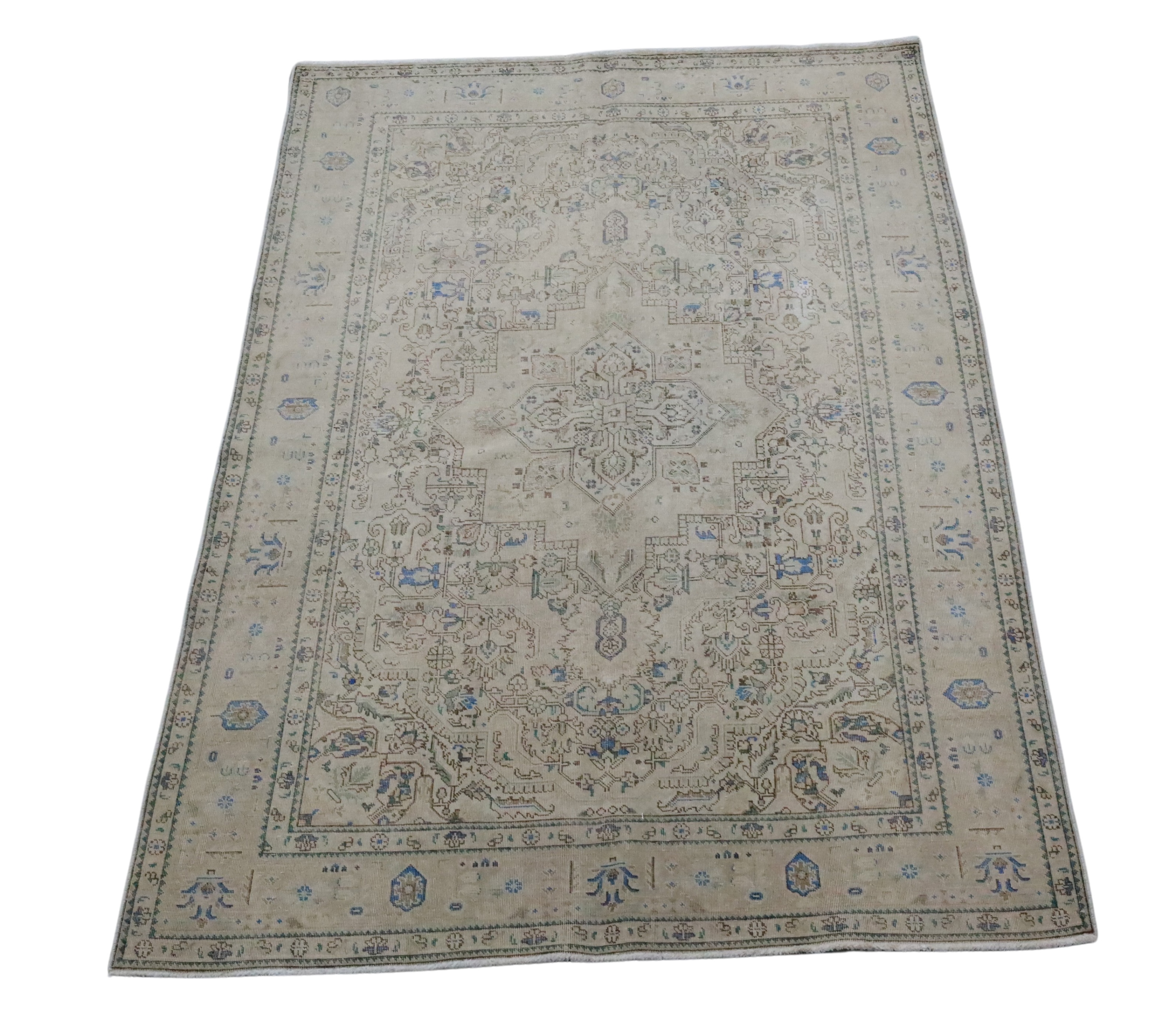 ORIENTAL RUG 6'7" X 9'7" TABRIZ