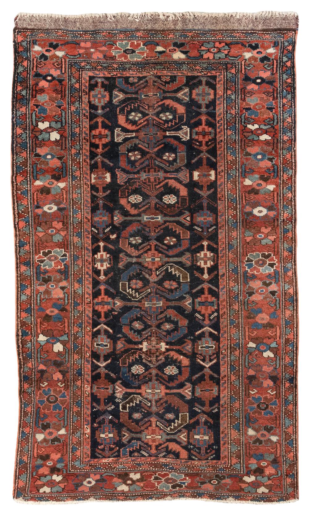 ORIENTAL RUG: HAMADAN 3’11” X