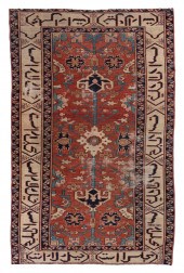 ORIENTAL RUG: HERIZ 4'6" X 7'0