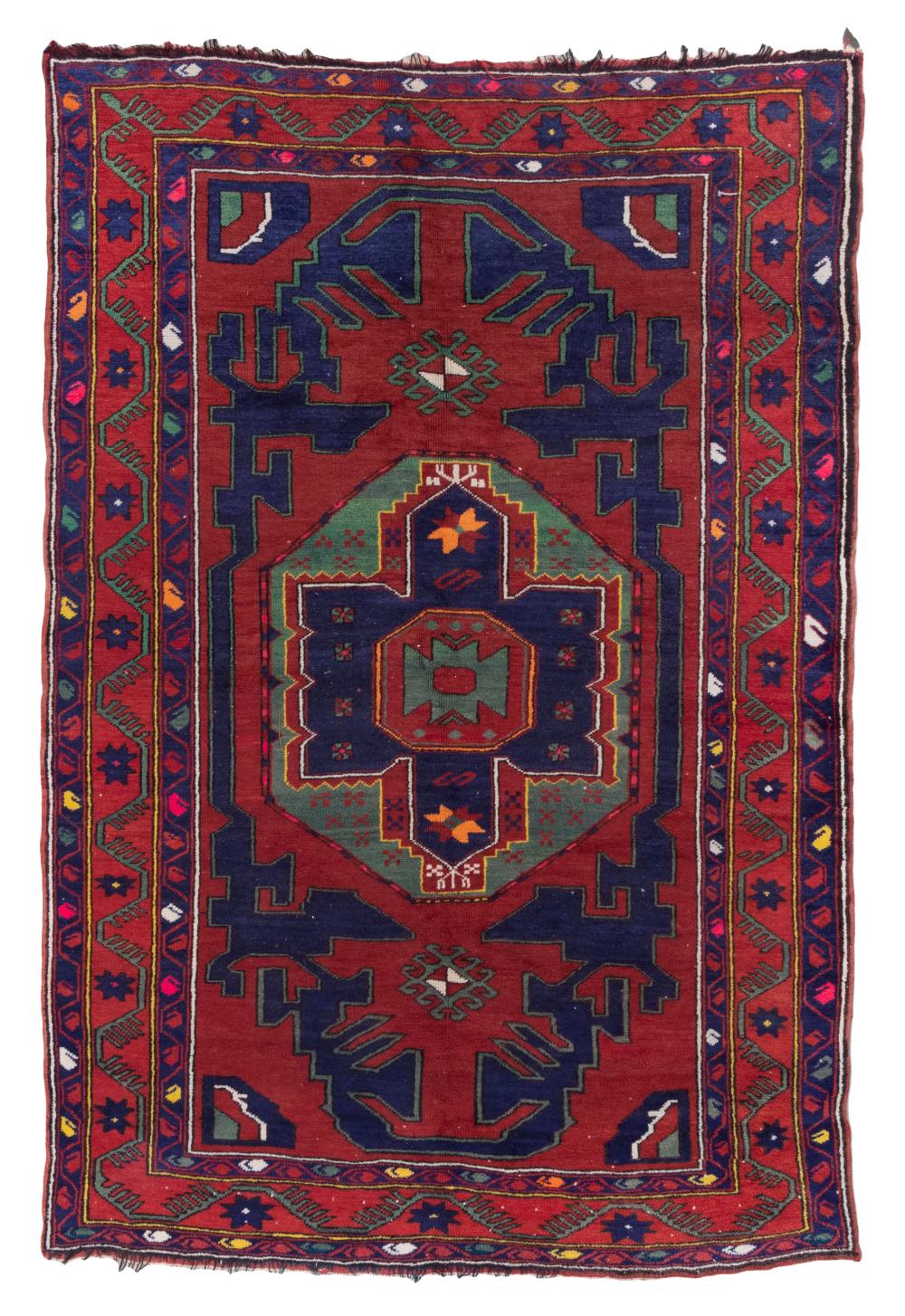 ORIENTAL RUG: KAZAK 5'2" X