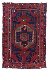 ORIENTAL RUG: KAZAK 5'2" X 7'9