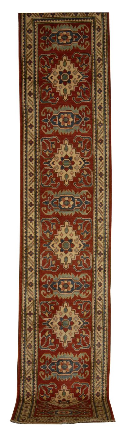 ORIENTAL RUG: KAZAK DESIGN