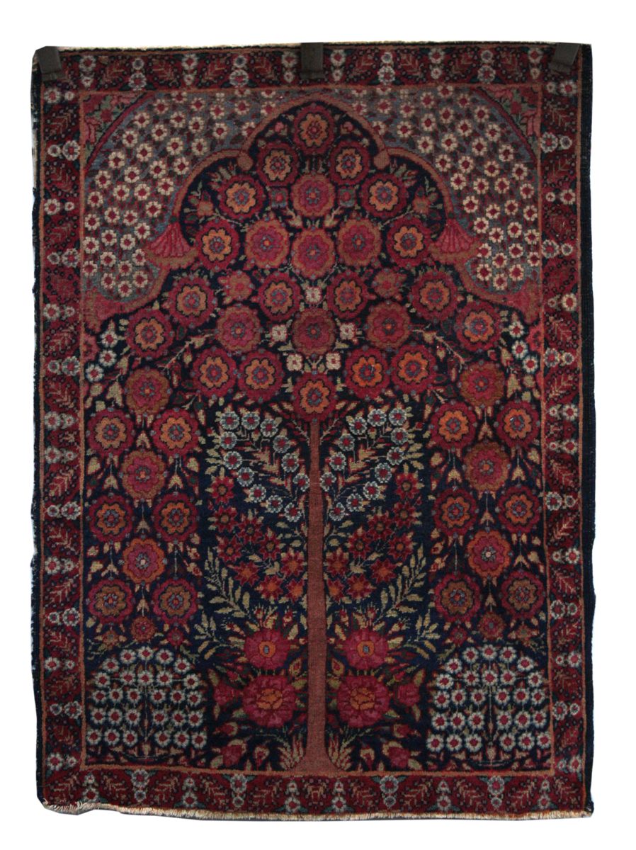 ORIENTAL RUG: KIRMAN PRAYER