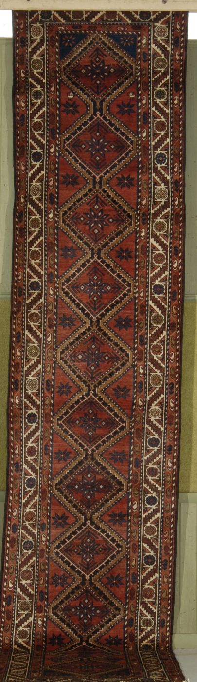 ORIENTAL RUG: MALAYER RUNNER3'6 x