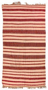 ORIENTAL RUG: MOROCCAN 4'8" X