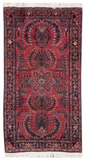 ORIENTAL RUG: SAROUK 2'7" X 4'