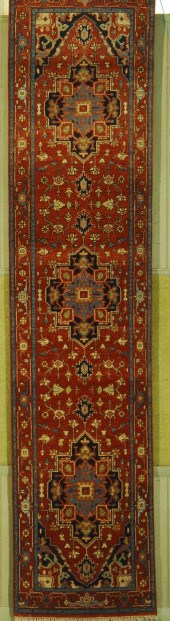 ORIENTAL RUG: SERAPI DESIGN RU