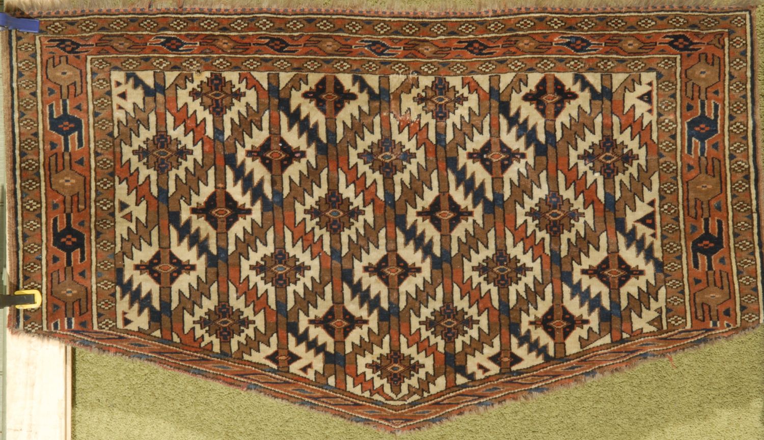 ORIENTAL RUG: YOMUD ASMALYK2'2 x