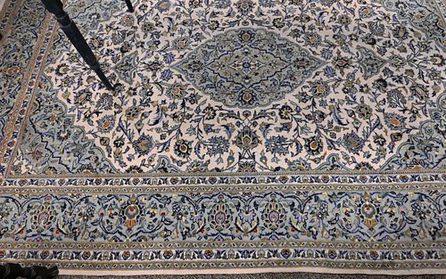ORIENTAL RUGOriental Rug, 7' 4" x