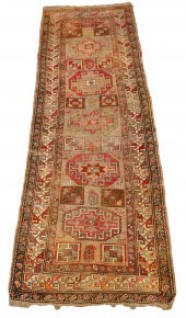 ORIENTAL RUNNER Oriental Runne
