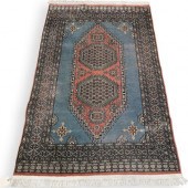 ORIENTAL SILK RUGDESCRIPTION: