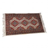 ORIENTAL STYLE RUGFinely woven