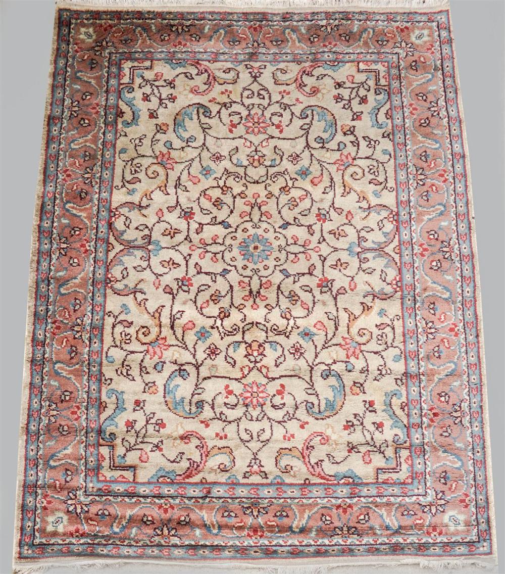 ORIENTAL WOOL RUGORIENTAL WOOL RUG,
