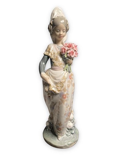 ORIGINAL LLADRO 1304 VALENCIAN GIRL